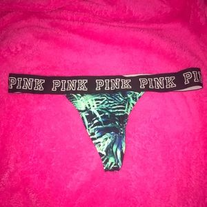 NWT Victoria’s Secret Thong Large